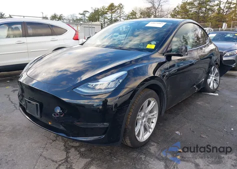 2023 Tesla Model Y Awd/Long Range Dual Motor All-Wheel Drive from USA, damaged, VIN 7SAYGDEE0PA044022
